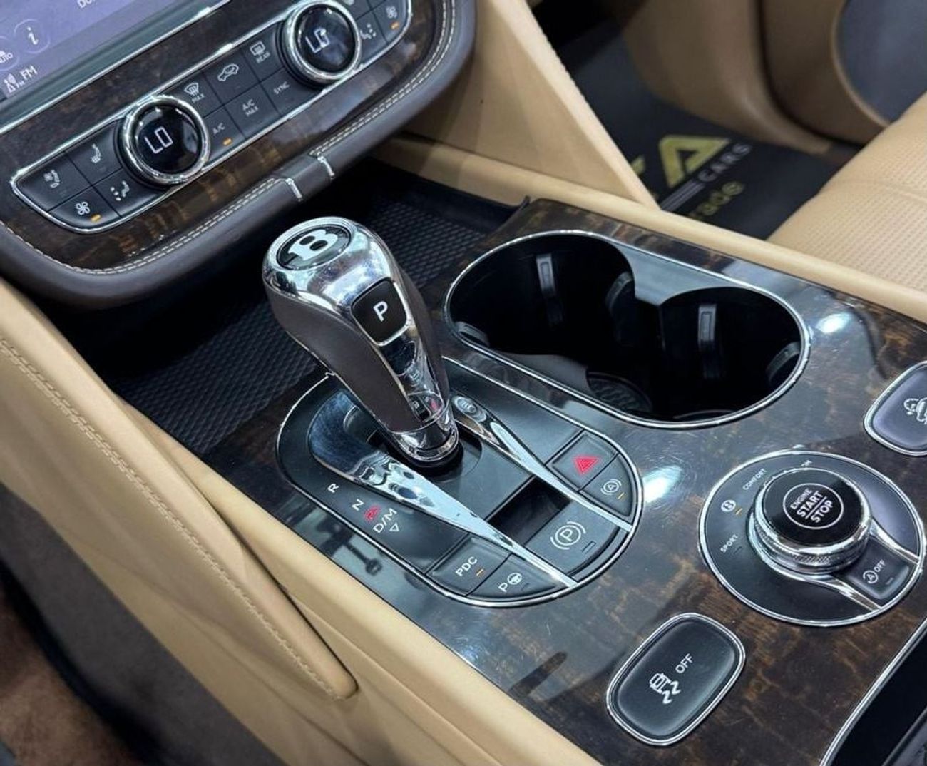 Bentley Bentayga V8 2019 Bentley Bentayga V8, Warranty, Full Service History, Excellent Condition, GCC