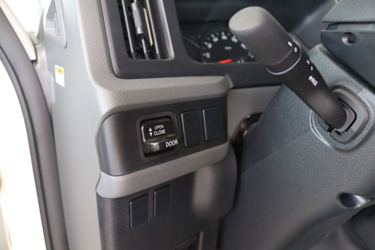 Toyota Coaster 2.7 COASTER **EXPORT ONLY**التصدير فقط خارج الخليج***