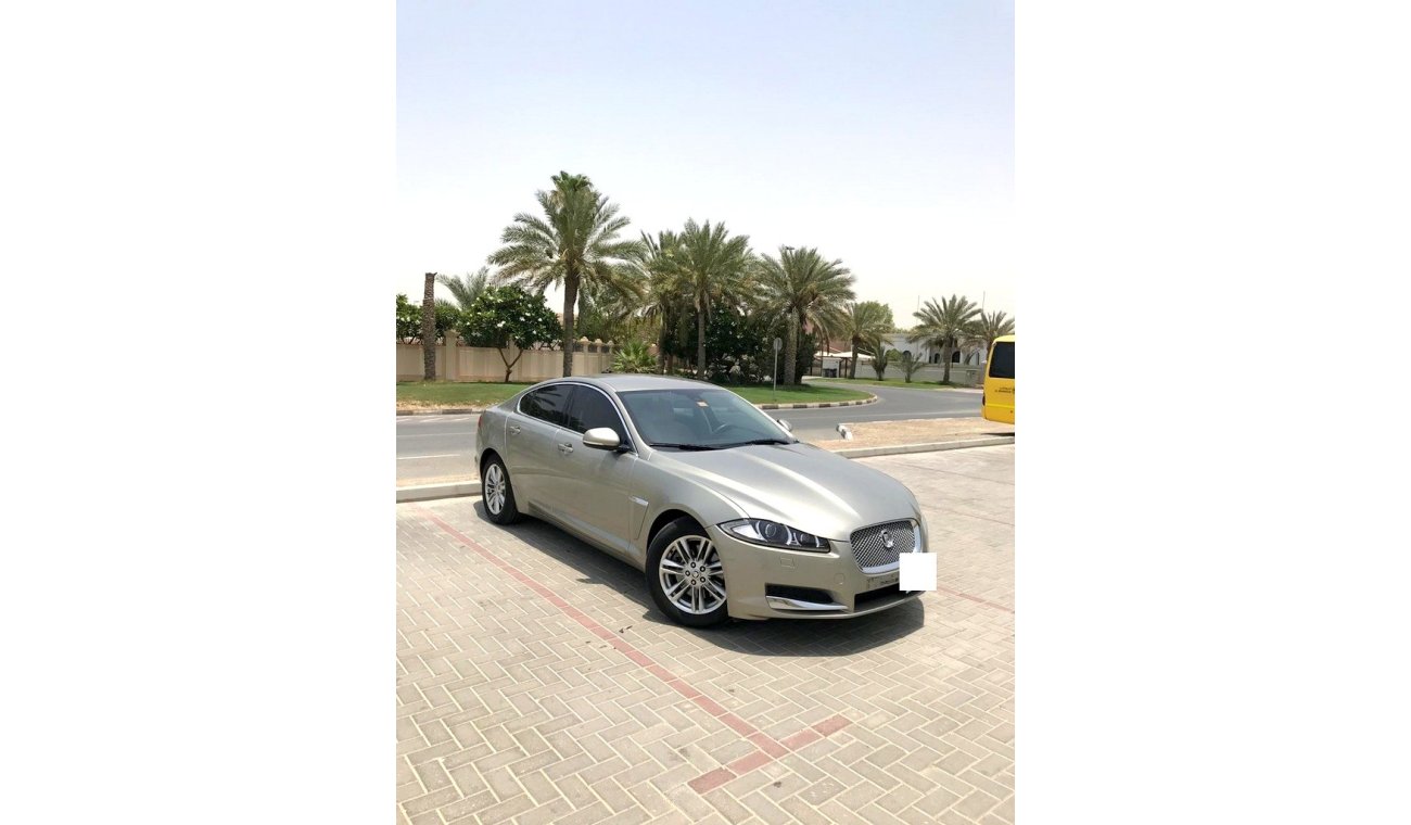 جاغوار XF JAGUAR XF /GCC SPECIFICATION / IMMACULATE CONDITION