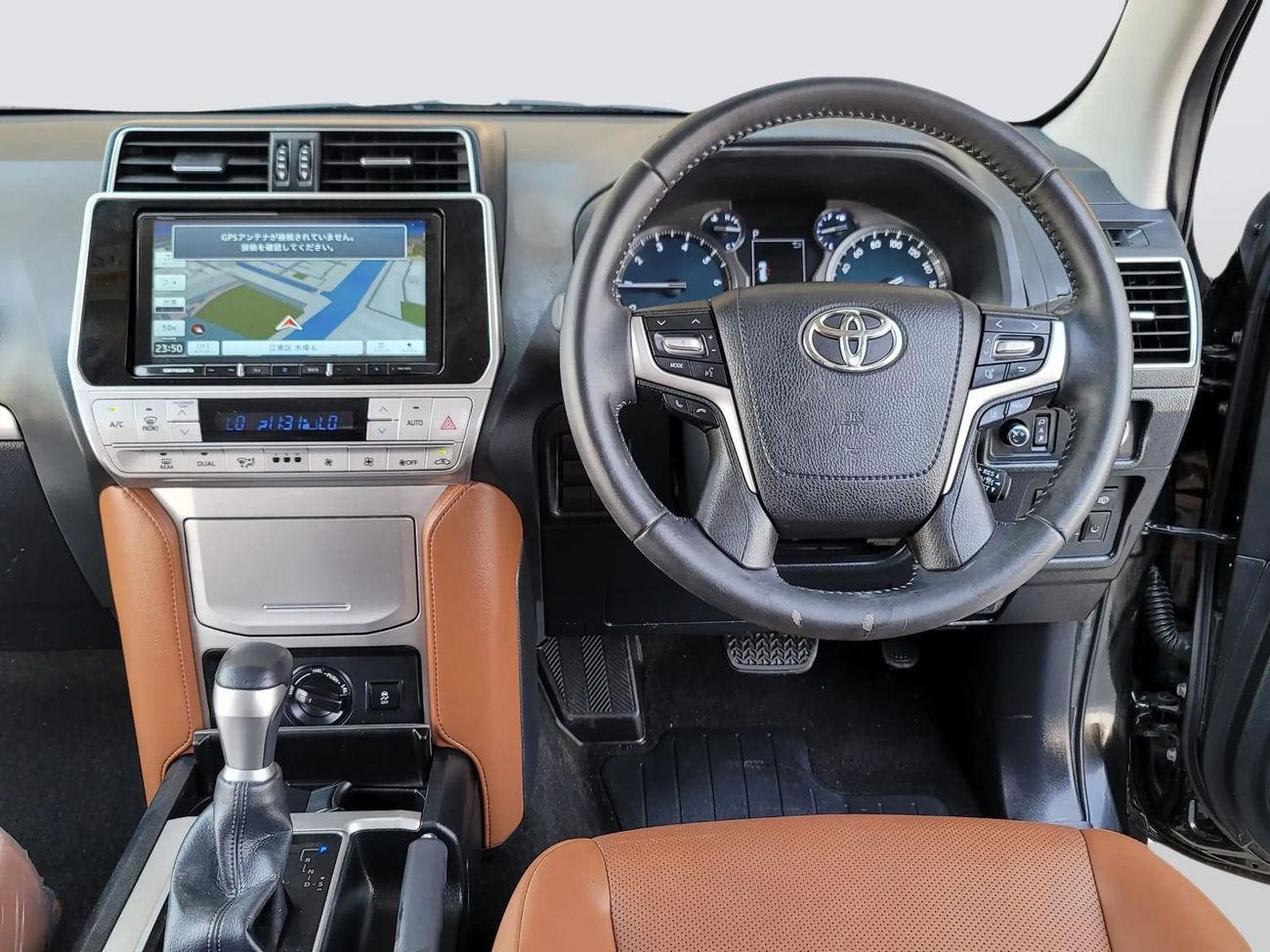 تويوتا هيلوكس 4x4 Diesel Right Hand Drive ( Export Only)