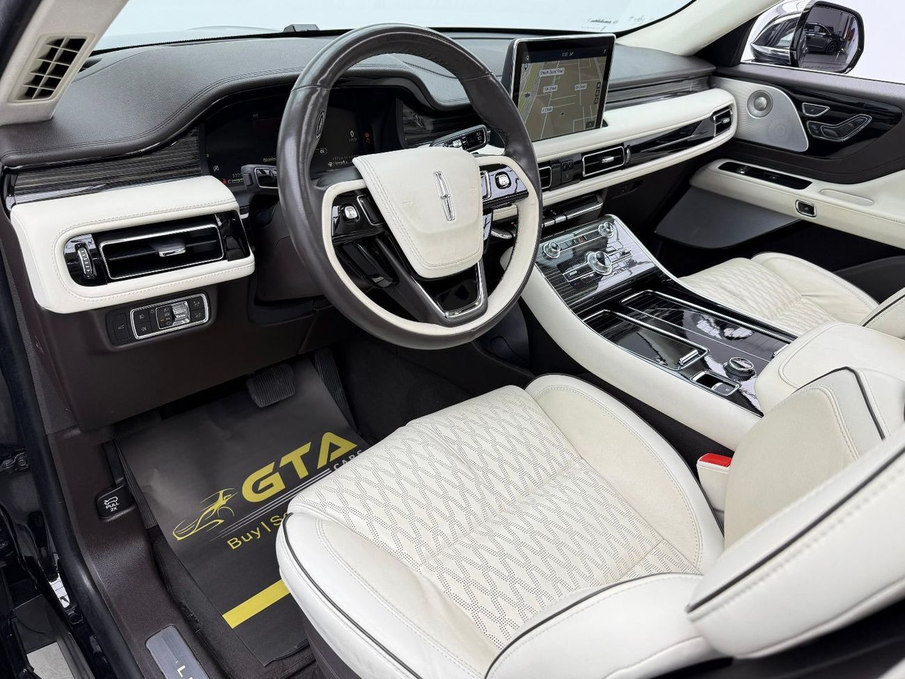 لينكولن أفياتور Presidential 3.0L 2022 Lincoln Aviator Presidential, Warranty, Excellent Condition, 7 Seater, GCC