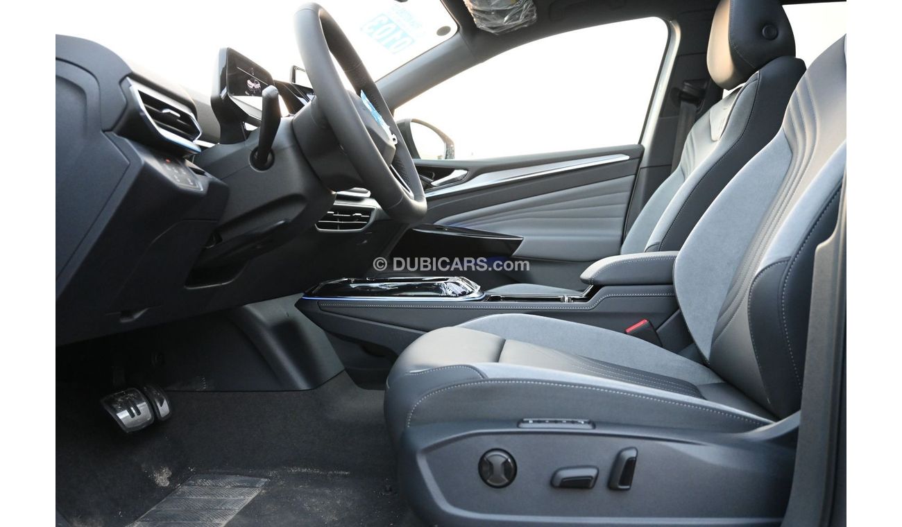 Volkswagen ID.4 Volkswagen ID4 PRO Crozz, FWD 5 Doors, Electric Engine, Open Panoramic Roof, HUD heads Up Display