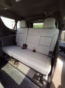 Chevrolet Suburban Chevrolet Z71 Suburban - 2022 - Grey