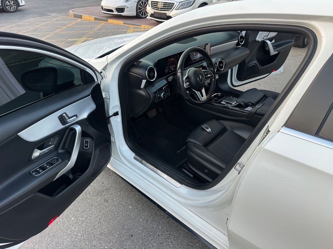 مرسيدس بنز A 220 