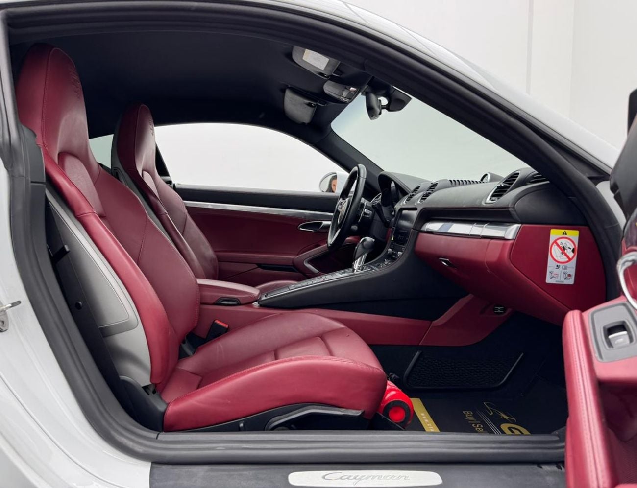 بورش كايمان 718 Std 2.0L A/T 2020 Porsche 718 Cayman, 1 Year Warranty, Full Service History, Excellent Condition, GC