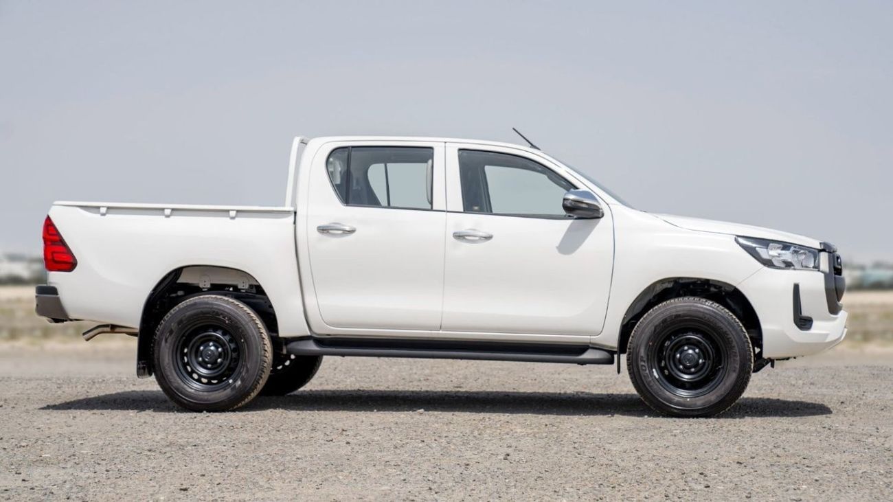 Toyota Hilux HILUX 2.4L MED OPTION DIESEL 2024