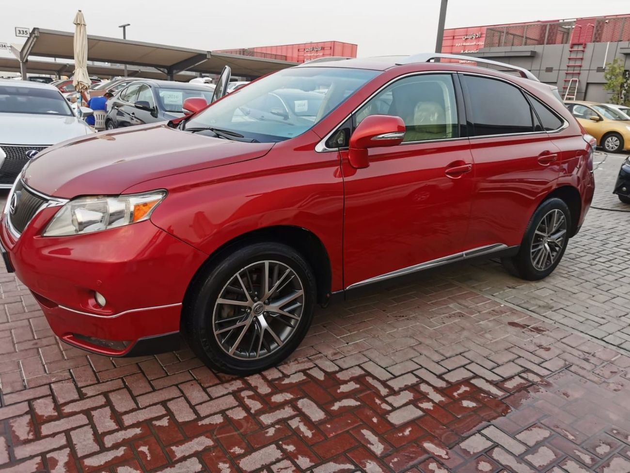 لكزس RX 350 بريمير بحالة ممتازة من الداخل و الخارج