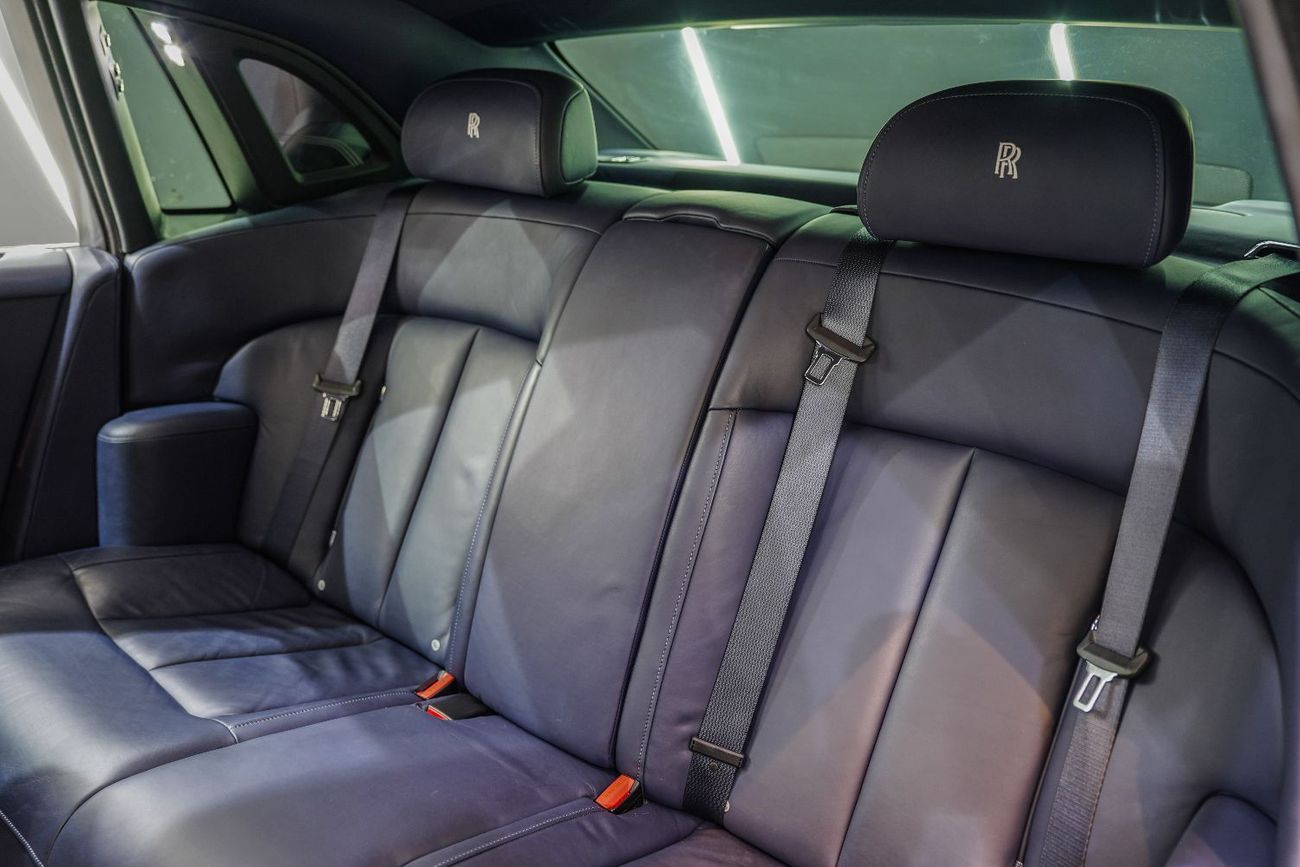 Rolls-Royce Phantom Std 6.8L 2022 Rolls Royce Phantom, Rear-Seat Entertainment, Starlight Headliner, Dealer Warranty!!