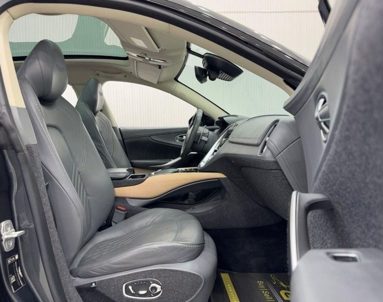 Aston Martin DBX 2021 Aston Martin DBX, Agency Warranty Till 02/26, Full Agency Service History, GCC