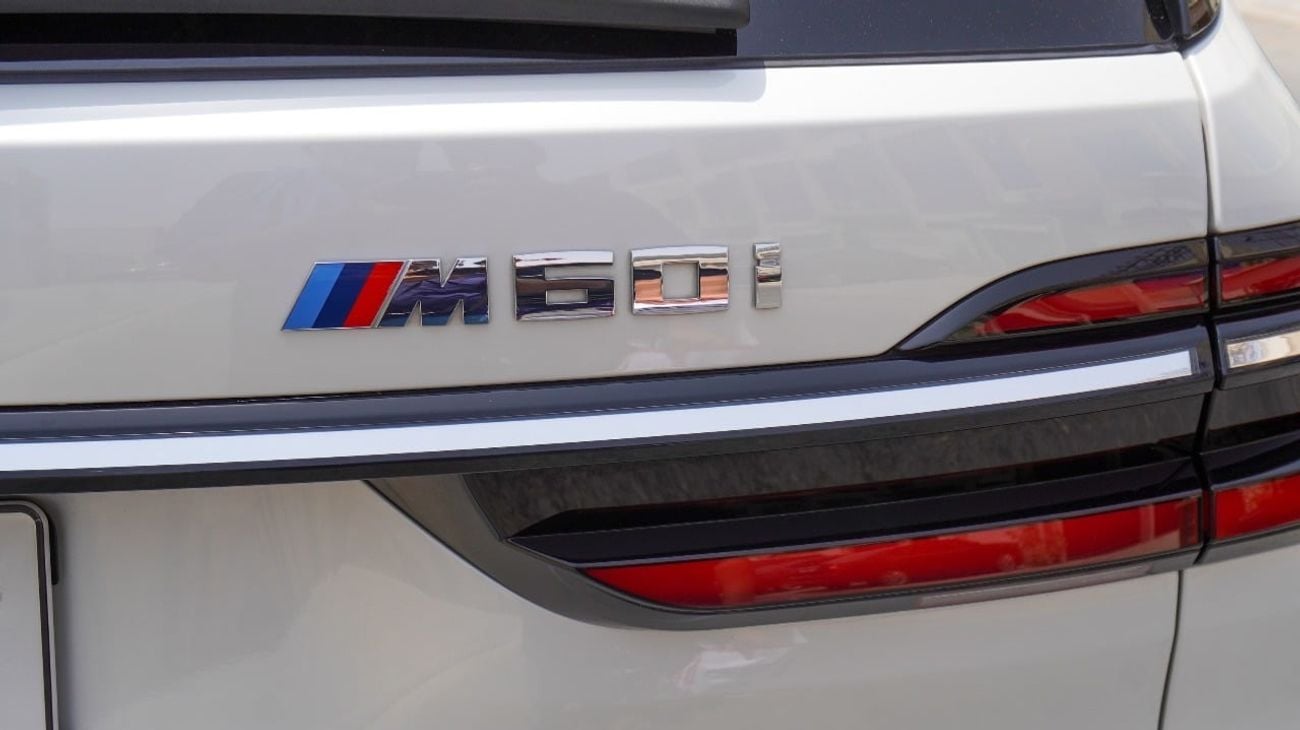 BMW X7 xDriveM60i (6 Seats)