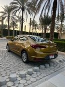 Hyundai Elantra Standard 2.0L GCC 2.0L