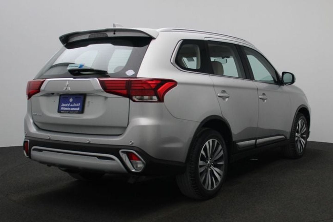 Used Mitsubishi Outlander GLX 2 4 2022 For Sale In Dubai 880963 used-mitsubishi-outlander-glx-2-4-2022-for-sale-in-dubai-880963