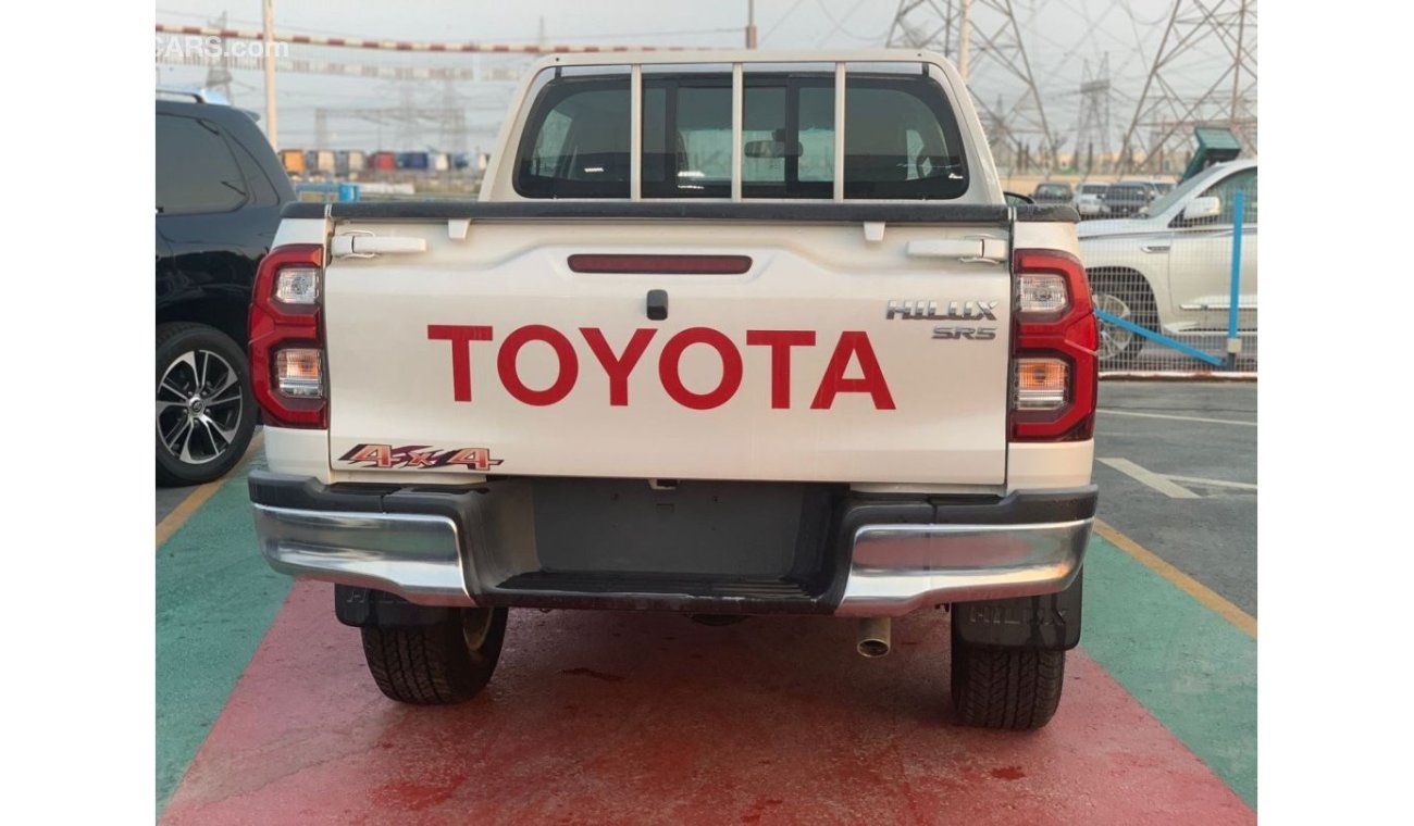 تويوتا هيلوكس Toyota Hilux Pick Up M/T 2.7L V4 Gasoline Full Option