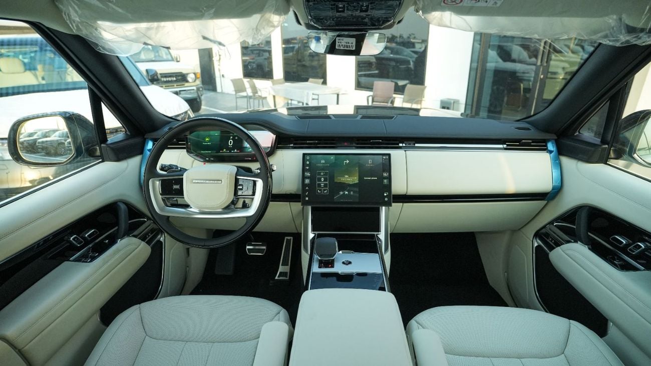 Land Rover Range Rover HSE P400 3.0L V6 Black 2026 MY Export Only