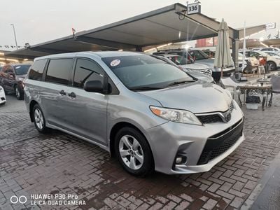Toyota Sienna American import, full option
