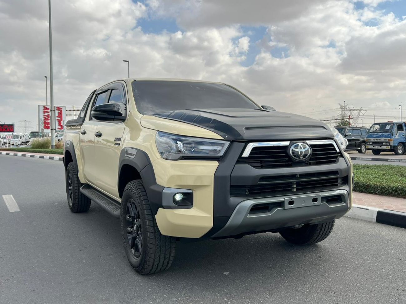 تويوتا هيلوكس The Toyota Hilux is a legendary, tough, and versatile pickup truck known for reliability, available 