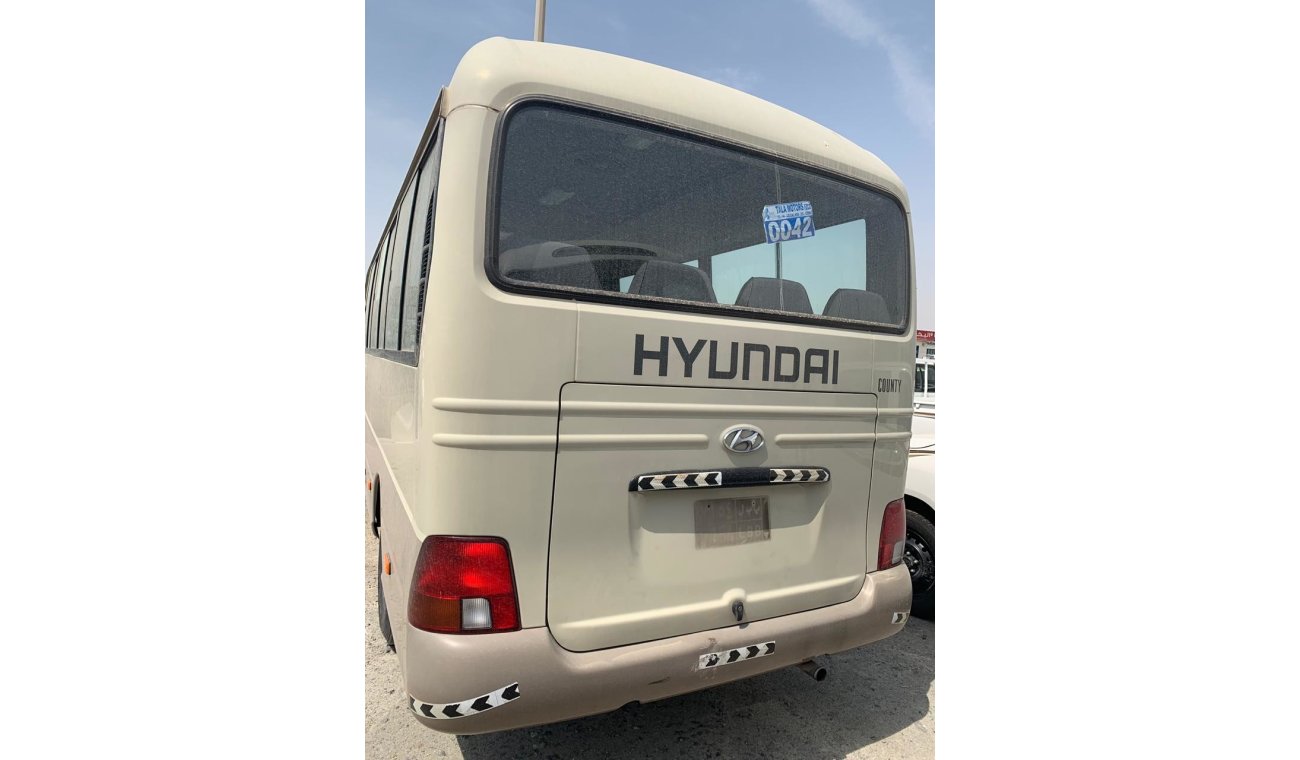 Hyundai County 26 SEATS