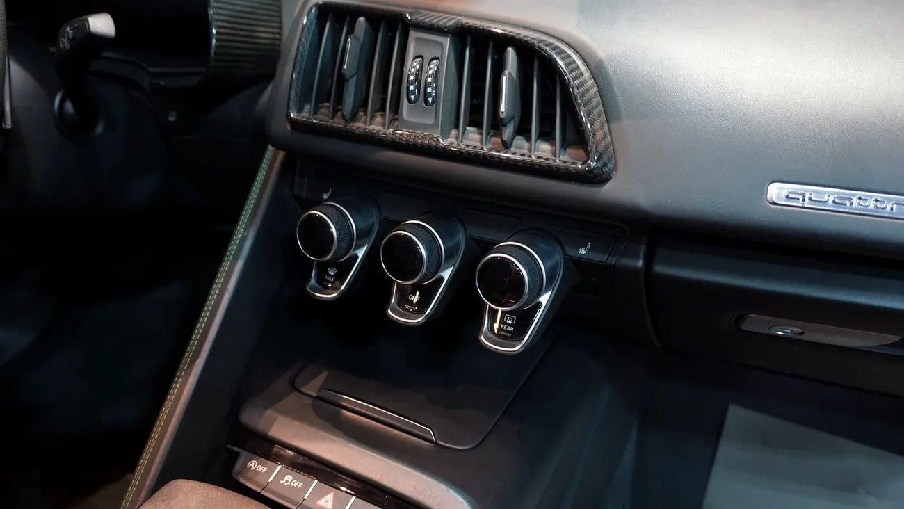 أودي R8 Spyder - European Specs - Excellent Condition