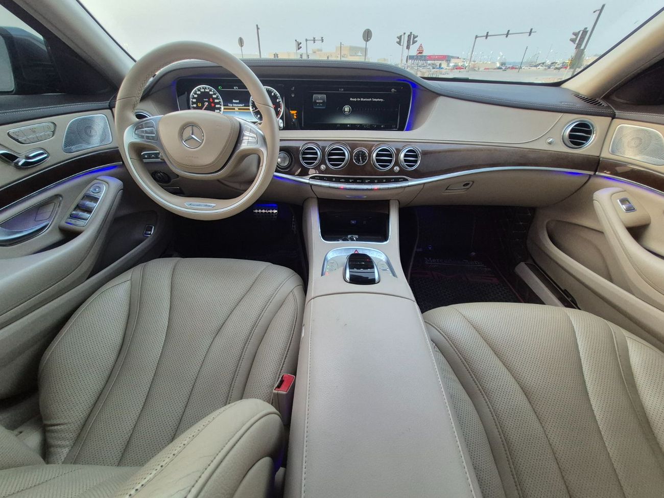 مرسيدس بنز S 550