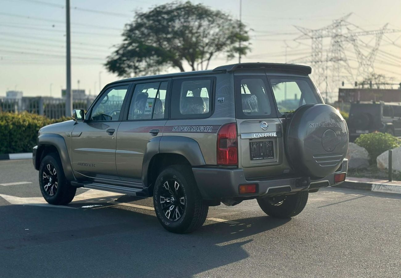 نيسان باترول سوبر سفاري