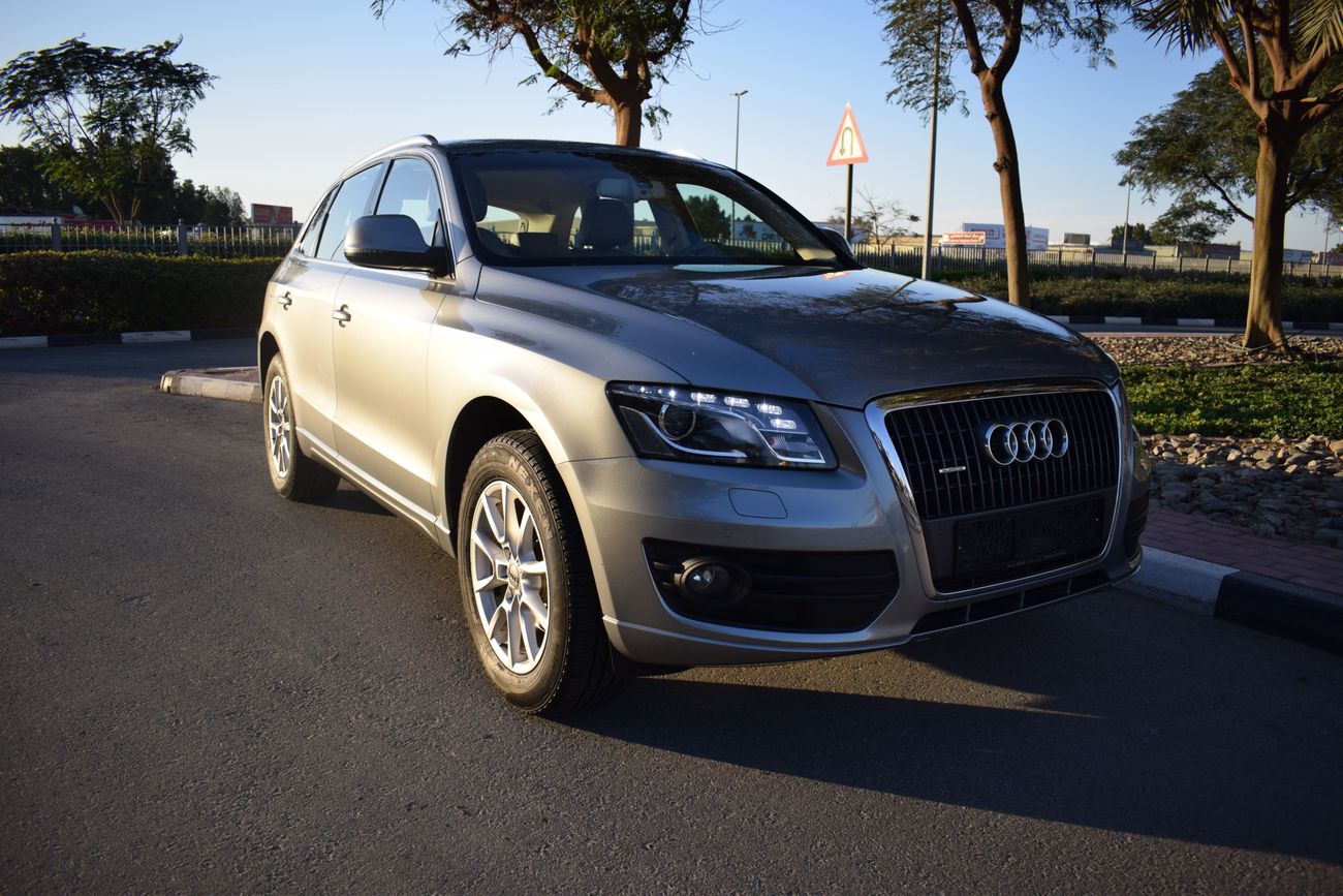 أودي Q5 Audi Q5 - GCC Specs - 2012