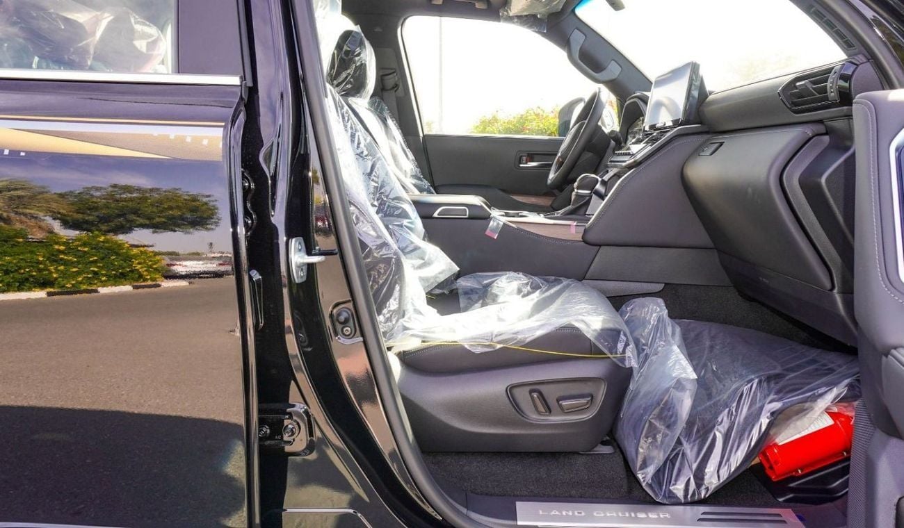 تويوتا لاند كروزر VX TOYOTA LC300 3.5L PETROL 2025 MODEL GCC