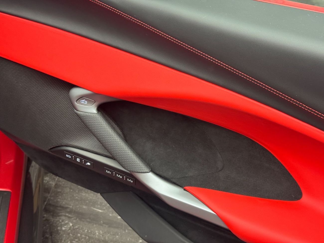 Ferrari 296 GTB 3.0T V6 PHEV (EXPORT ONLY)