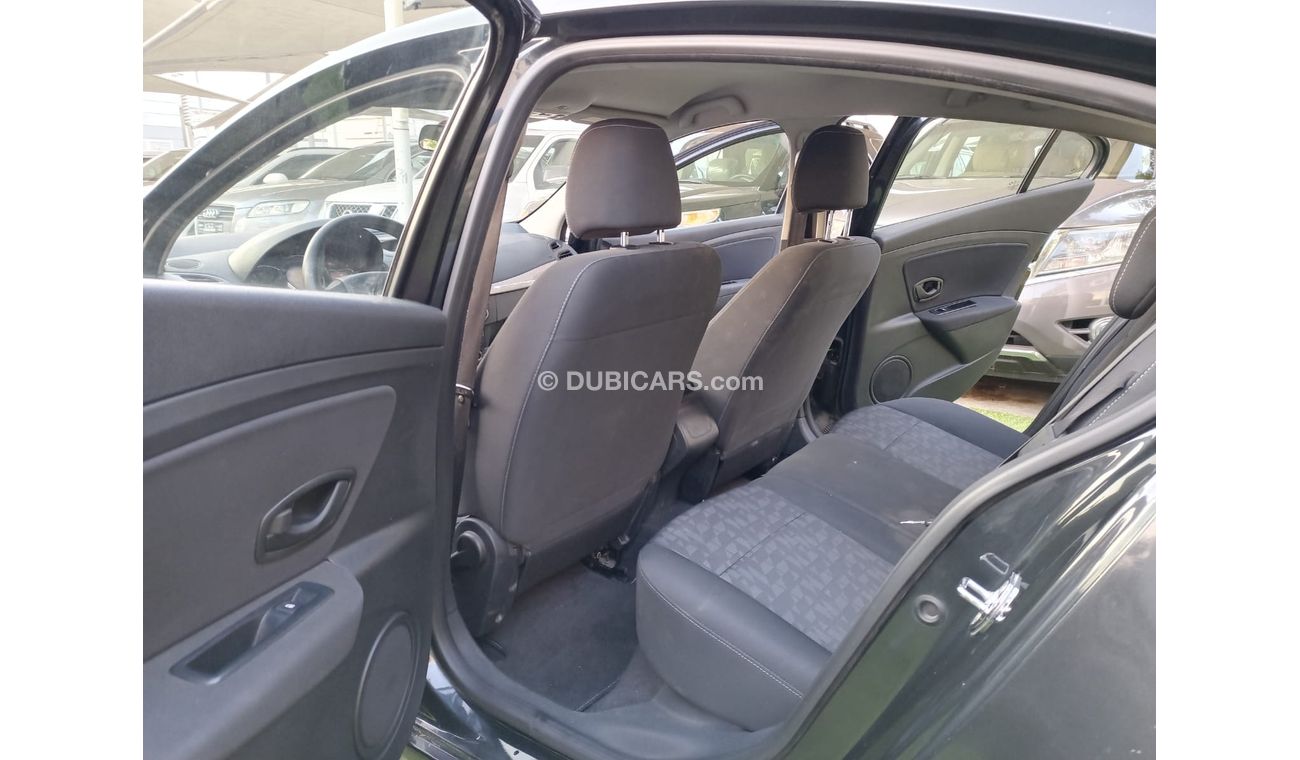 Renault Fluence Gulf model 2014 without accidents in excellent condition