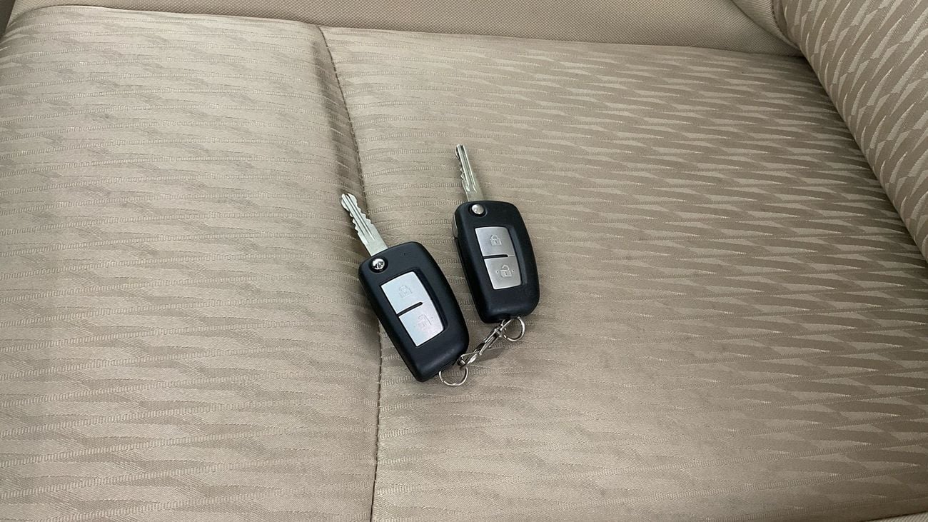 نيسان إكس تريل 2.5 S 2WD 5STR AUTO | شامل الضمان | 0 ﺪﻔﻋﺓ ﺃﻮﻟﻯ