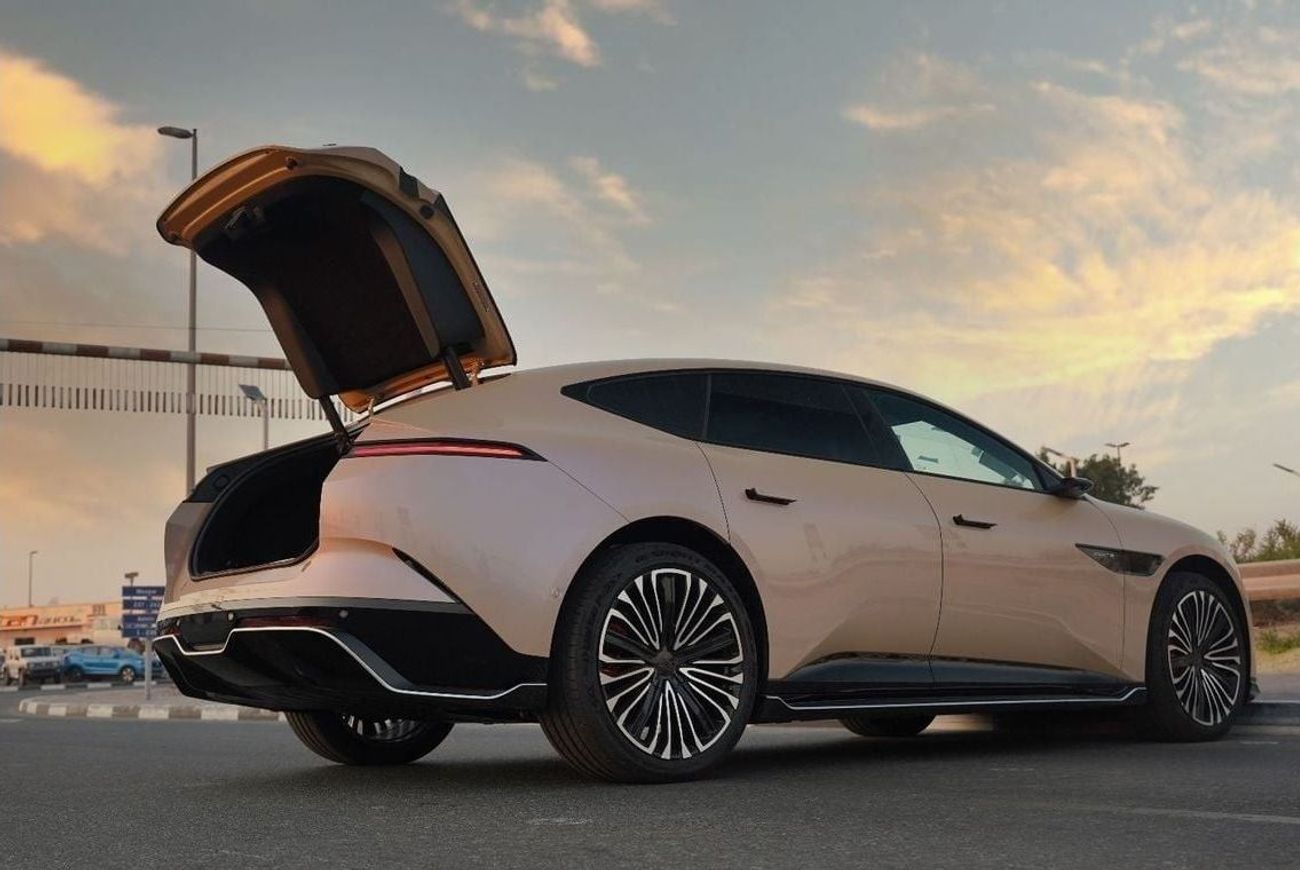 Avatr 12 2025 AVATR 12 Long Range 2-motor AWD 0Km