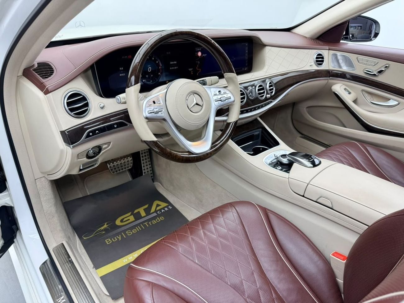 Mercedes Benz S560 L AMG 2019 Mercedes Benz S560 L 4MATIC, Warranty, Full Mercedes Service History, Fully Loaded, GCC