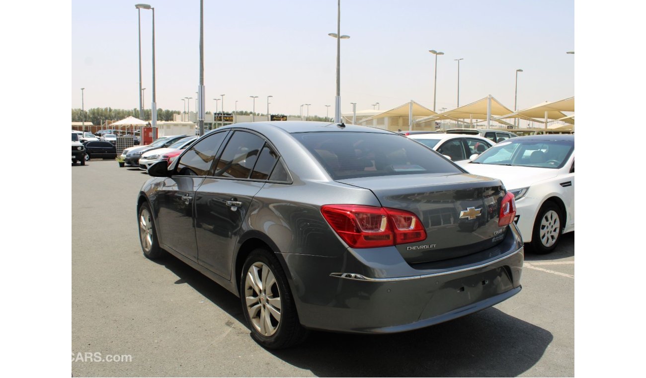 Chevrolet Cruze ACCIDENTS FREE - GCC - FULL OPTION - CAR IS IN PERFECT CONDITION INSIDE OUT