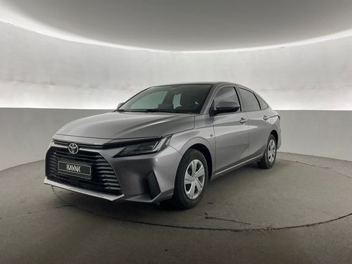 تويوتا يارس E | National Day Celebration | شامل الضمان | 0 ﺪﻔﻋﺓ ﺃﻮﻟﻯ