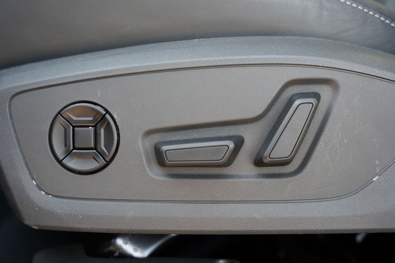 أودي اي ترون اودي كيو فور اي ترون 2024 كهربائية بالكامل