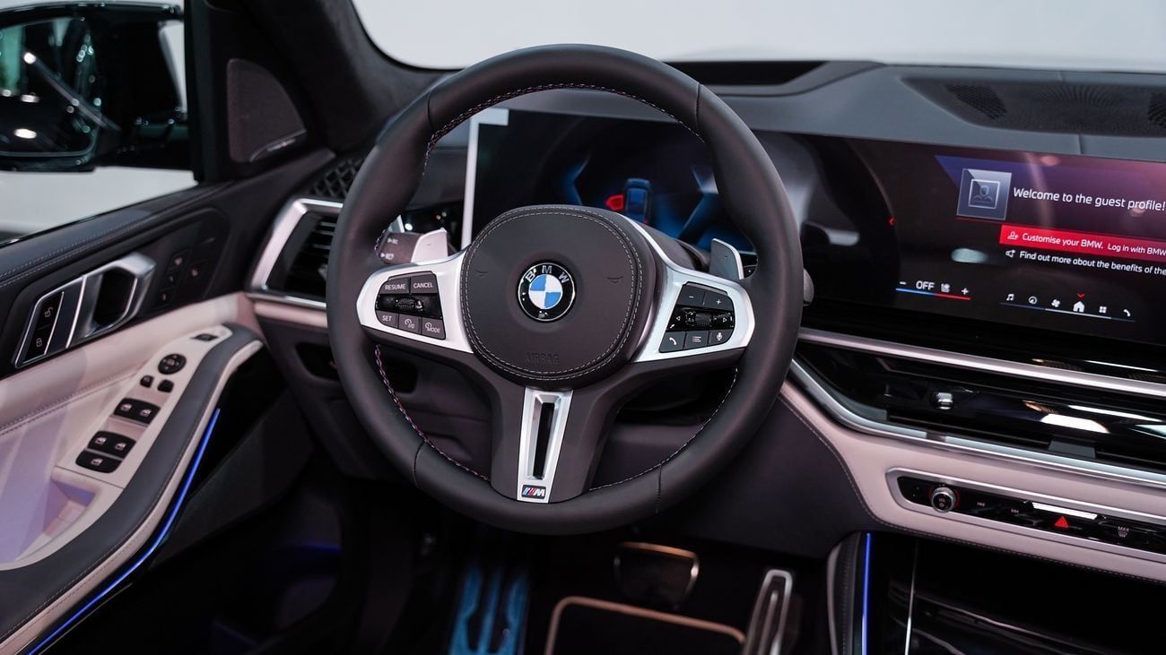 بي أم دبليو X5 M60i LUXURY