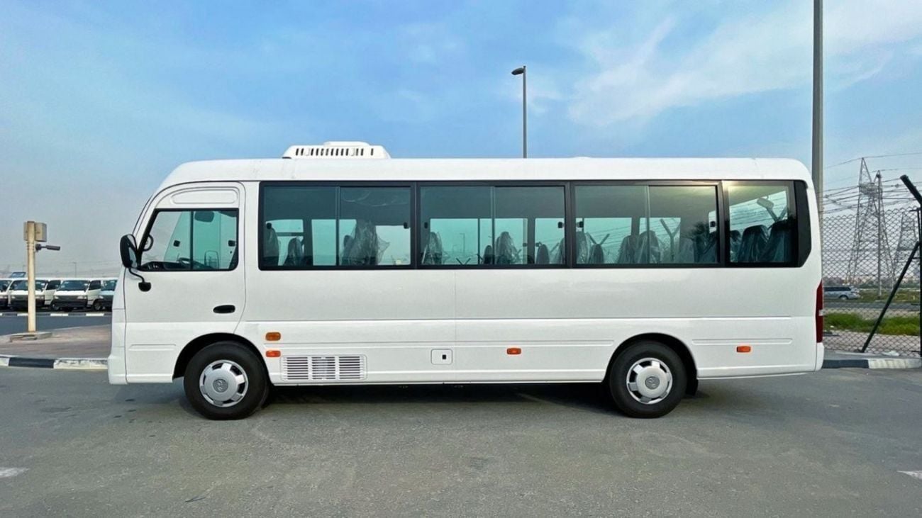 Hyundai County COUNTY 3.9L 33 SET DIESEL 2026