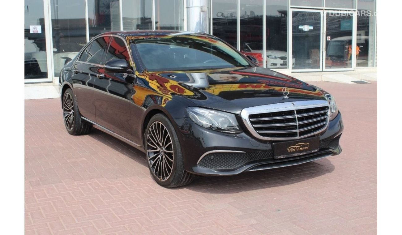 Mercedes-Benz E 220 MERCEDES BENZ E220 4 MATIC-2017