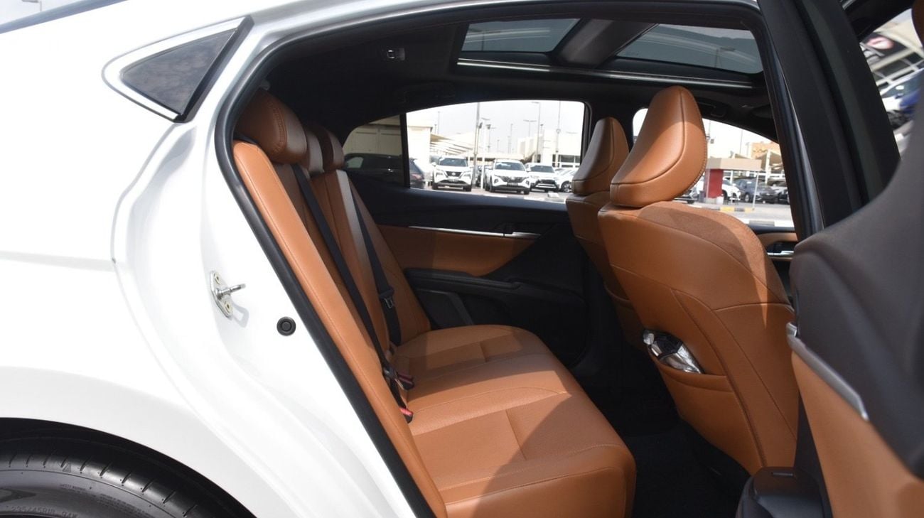 Toyota Camry GLE