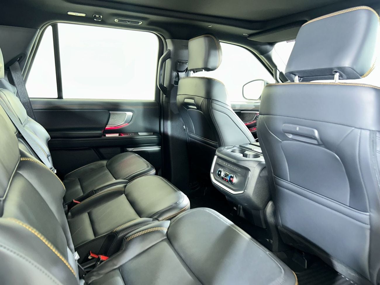 Ford Expedition Timberline 3.5L TR2525 / FREE INSURANCE + REGISTRATION / AL TAYER MOTORS AL QOUZ SHOWROOM