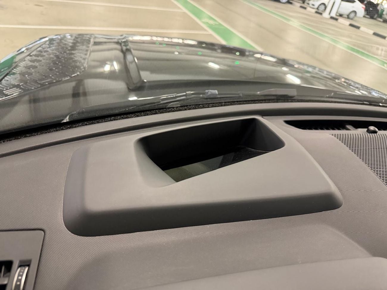 لاند روفر ديفندر P130