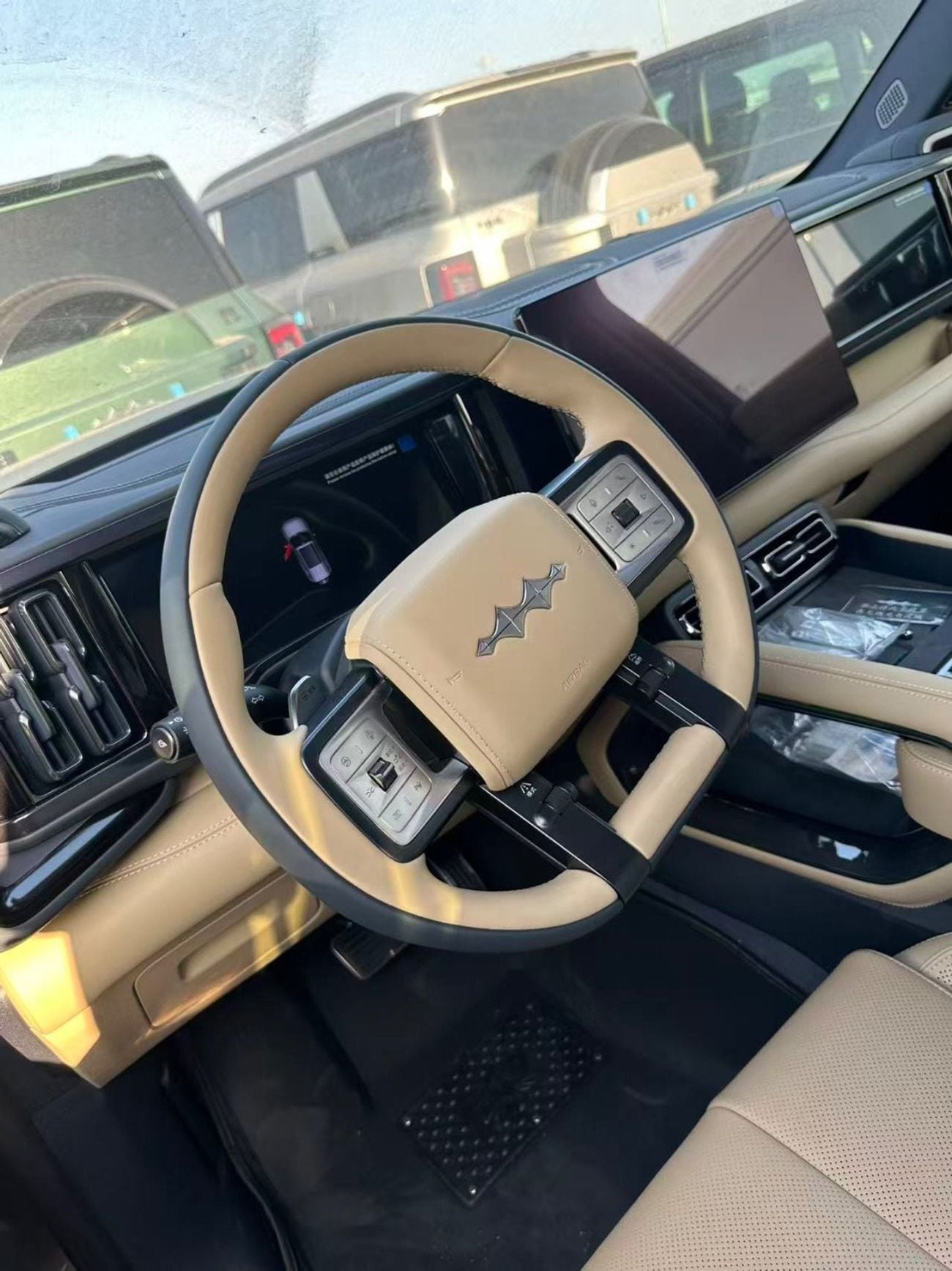 BYD Leopard 5 grey-brown Long-Range Battery