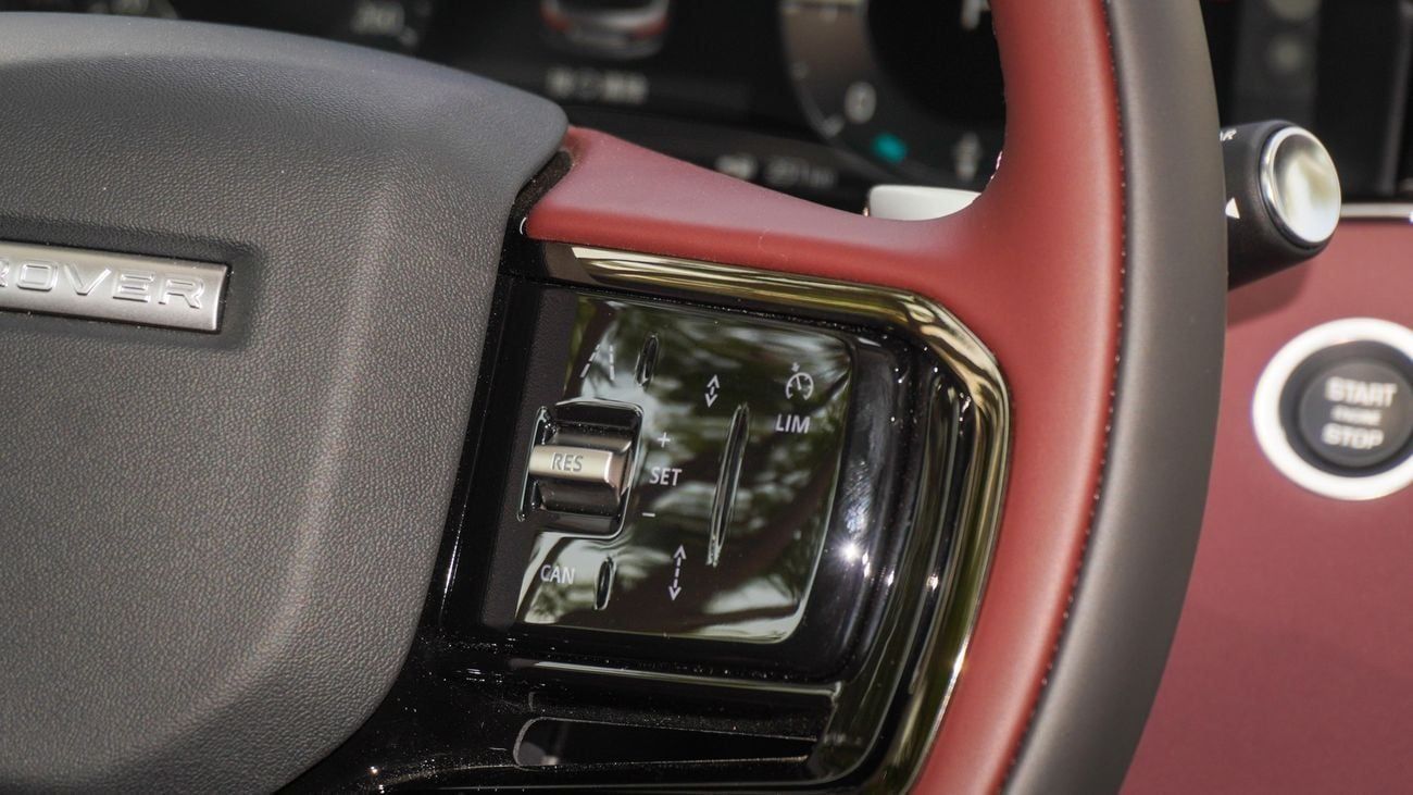 Land Rover Range Rover Evoque SE P250 DYNAMIC 2025!! FIVE YEARS WARRANTY!! THREE YEARS SERVICE CONTRACT