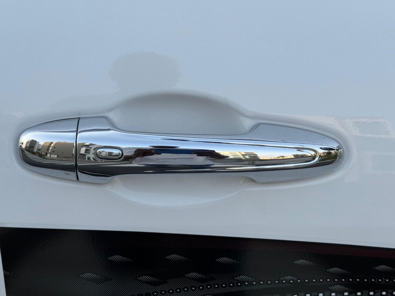 Toyota Hilux Toyota Hilux 4x4 2.4L full Option automatic gearbox