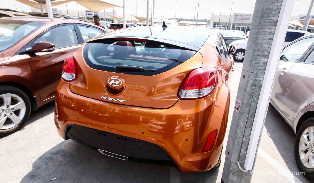 Hyundai Veloster