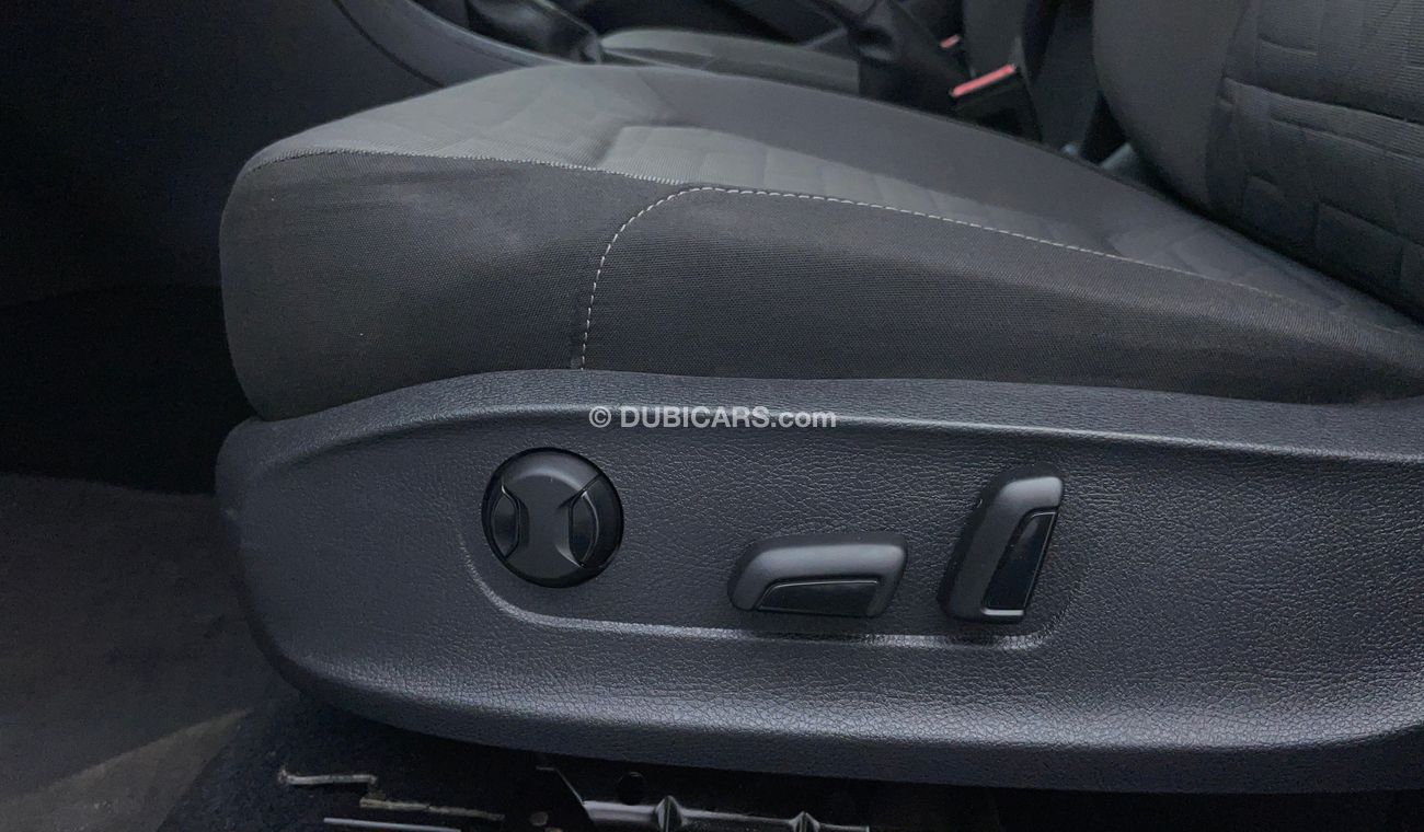 Volkswagen Passat HIGHLINE 2.5 | Under Warranty | Inspected on 150+ parameters