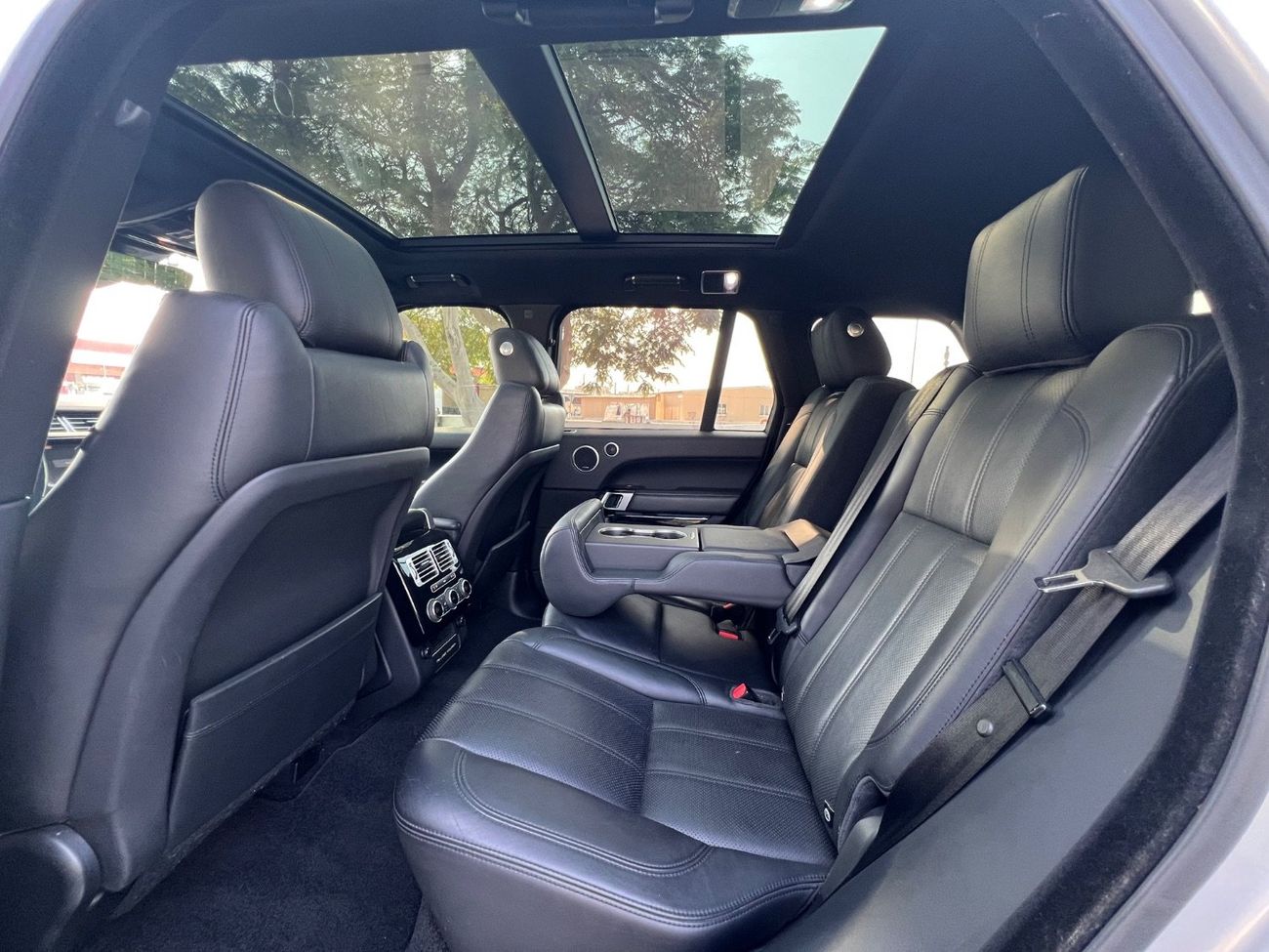 لاند روفر رينج روفر HSE 3.0L (375 HP)