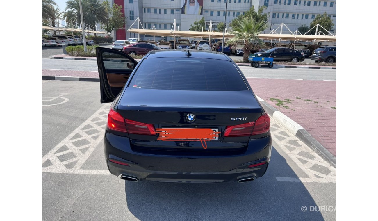 بي أم دبليو 520i 520i M Kit | Full options