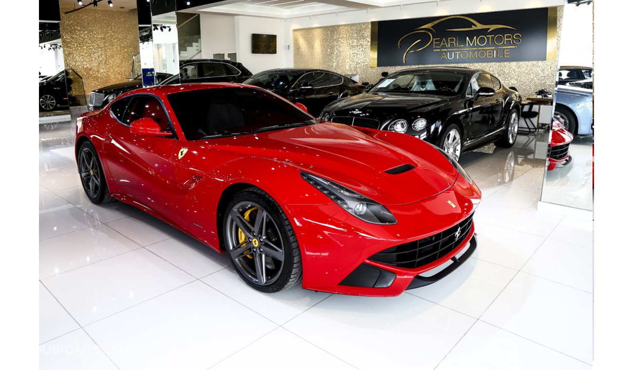 Ferrari F12 Berlinetta 6.3L V12 2015 - Service Contract until Dec.2021 / Only 4K Mileage (( 731 HP ))