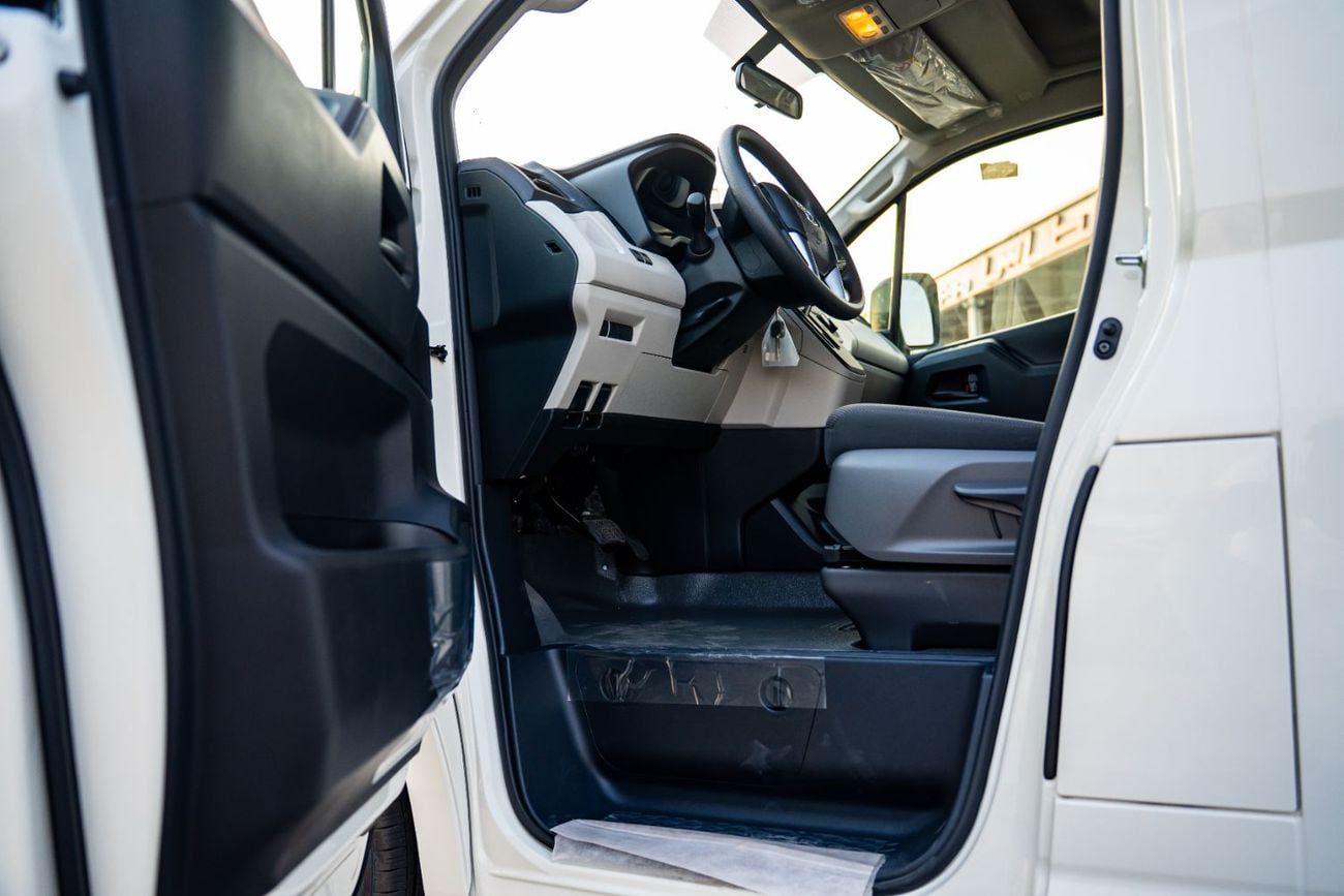 Toyota Hiace Toyota Hiace 2026  DLX 2026 3.5L petrol 3.5-liter V6 , automatic