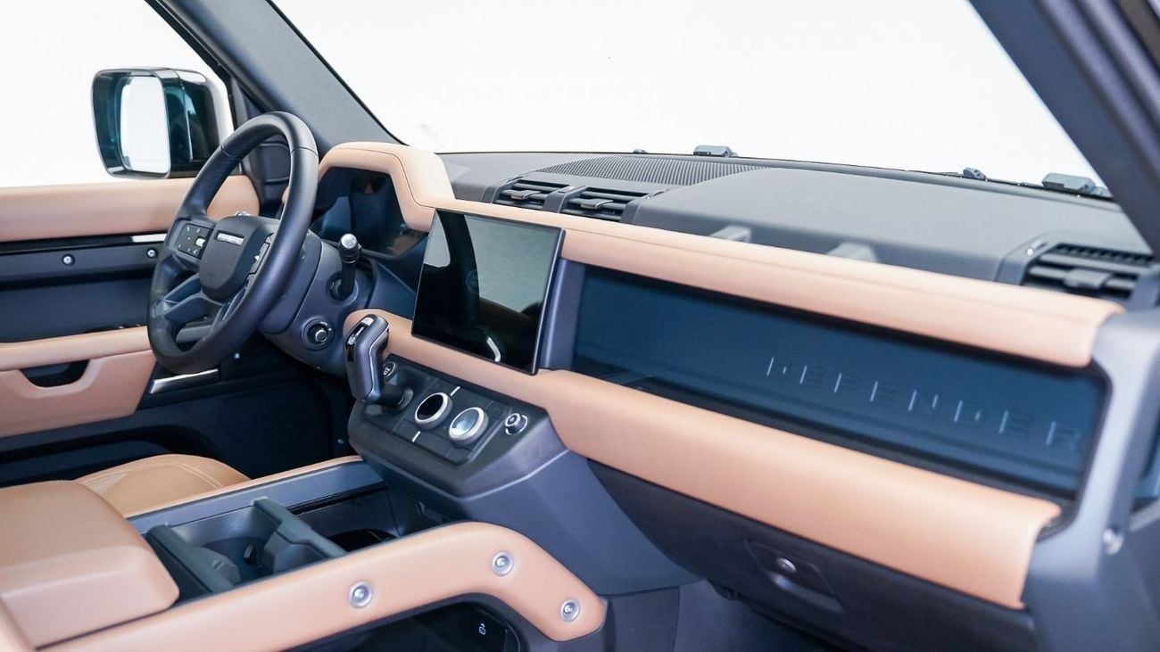 لاند روفر ديفندر P400 110 S 3.0L (5 Seater) UAE's Very Best Example | AED 5,752 Per Month